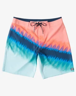 T Street Airlite 19" - Board Shorts for Men